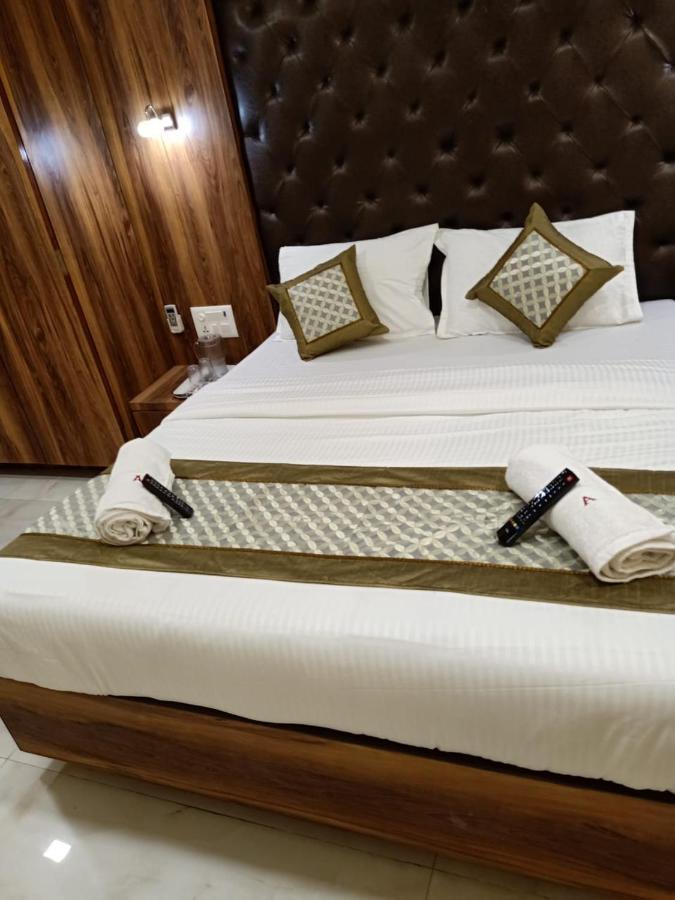 Hotel Ashyana - Near To Grant Road Station Βομβάη Εξωτερικό φωτογραφία