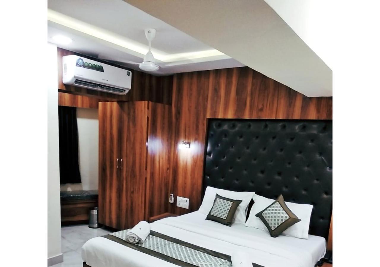 Hotel Ashyana - Near To Grant Road Station Βομβάη Εξωτερικό φωτογραφία