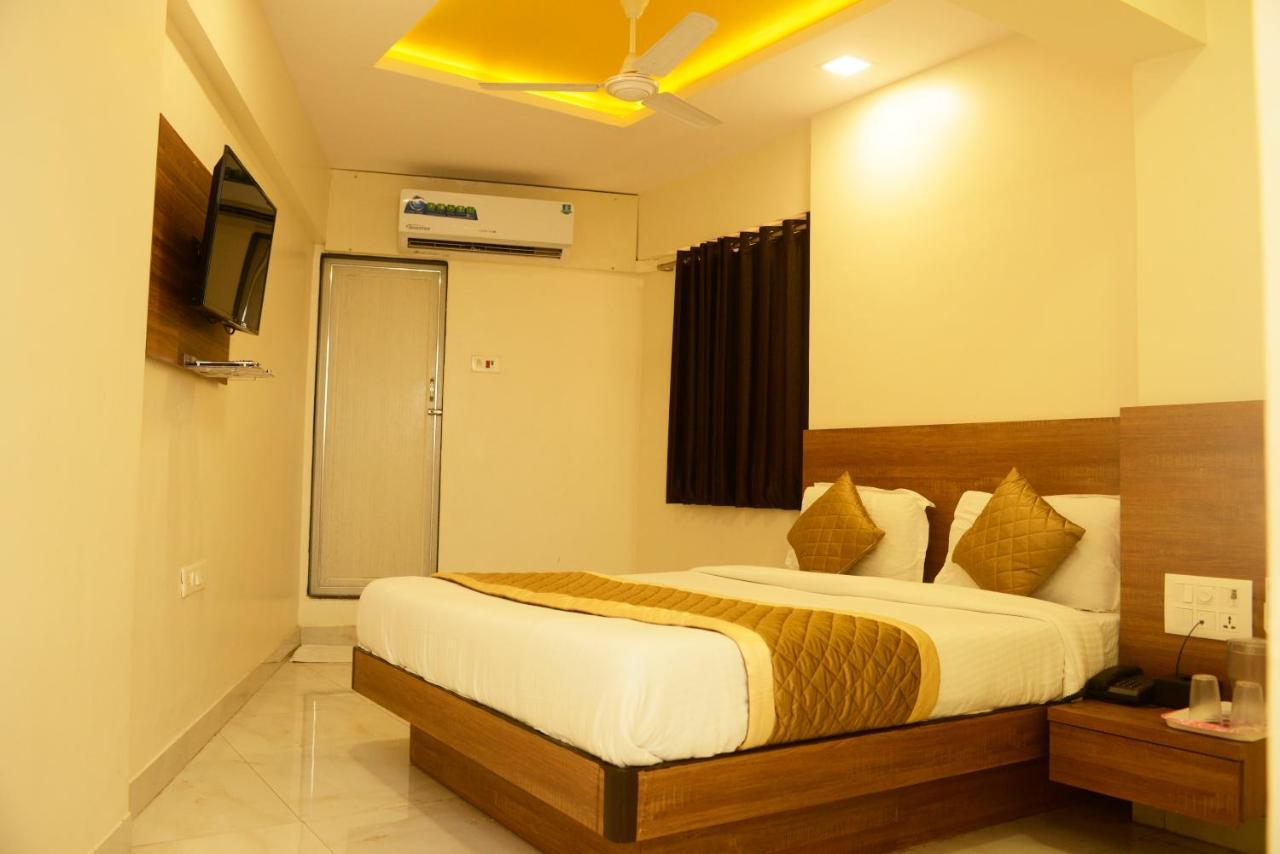 Hotel Ashyana - Near To Grant Road Station Βομβάη Εξωτερικό φωτογραφία